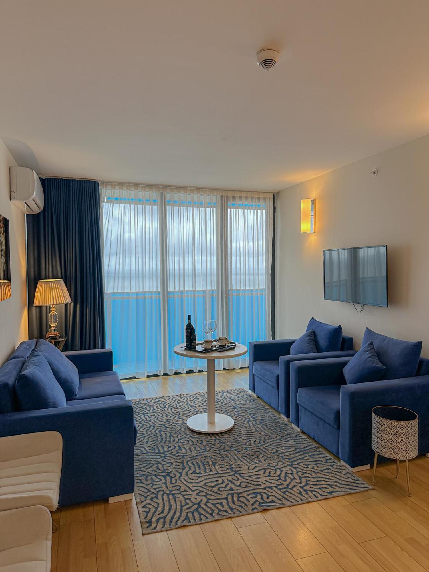 Luxury Batumi Hotel 외부 사진
